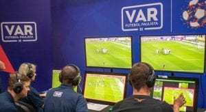 Sport de olho no VAR