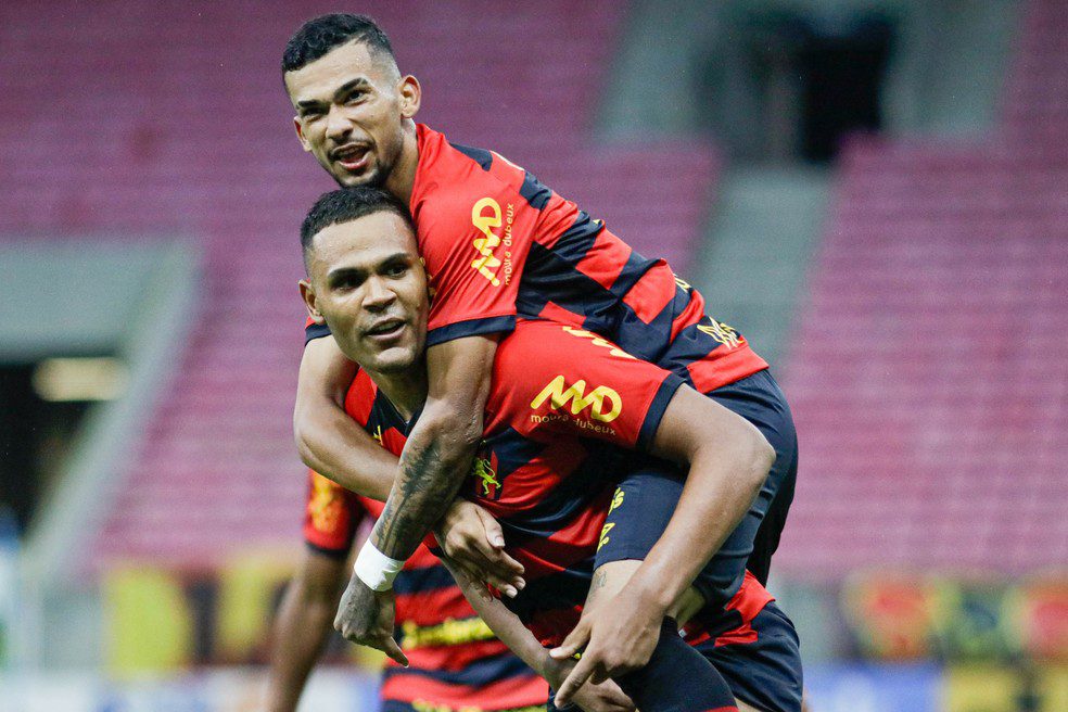 mikael gustavo3