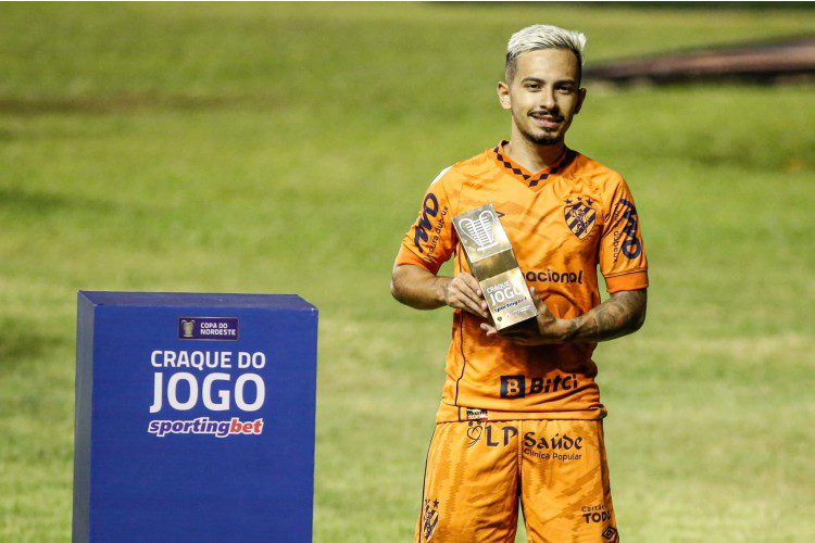 Alanzinho marca primeiro gol pelo Sport