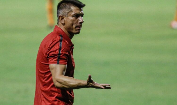 Técnico do Sport sob pressão