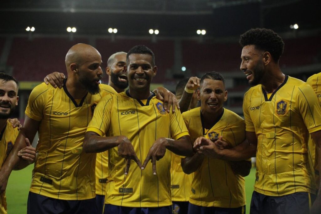 Renato Henrique acaba com o Sport