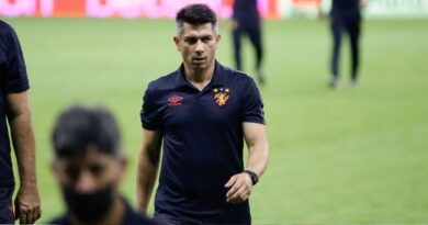 Sport muda de técnico