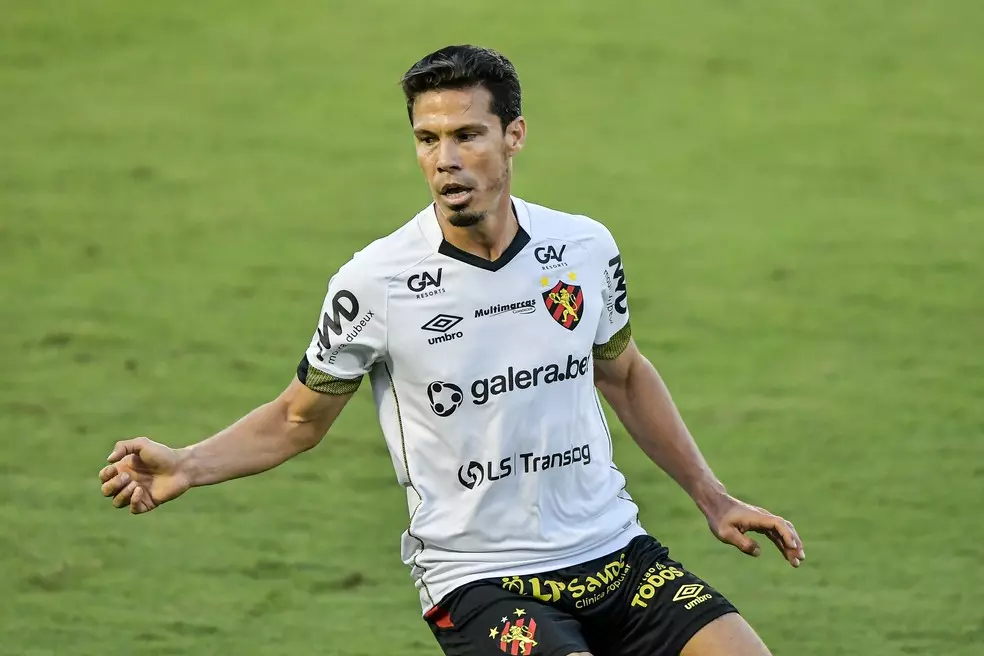 Hernanes de volta ao Sport?