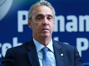 Sport de olho na FPF