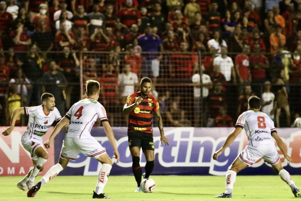 Sport vence o Ituano na Ilha do Retiro