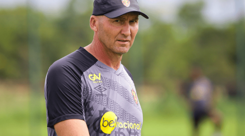 Gilmar Dal Pozzo surpreende torcida do Sport