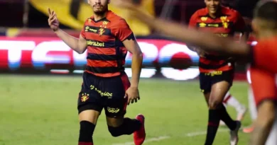 Sport de olho nas questões de Mikael e Adryelson