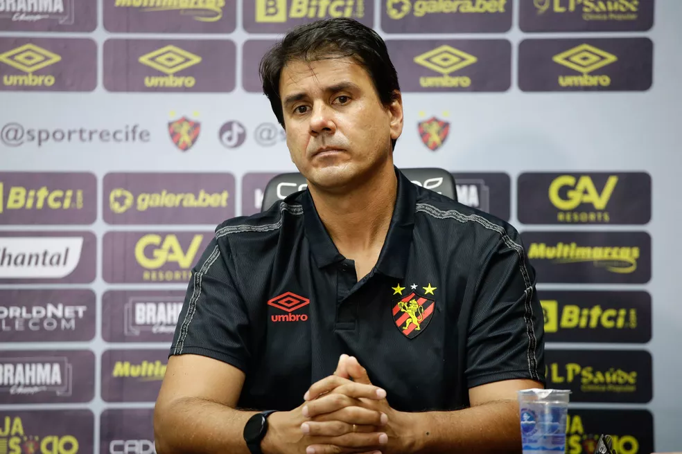 Gilmar Dal Pozzo segue no comando técnico do Sport