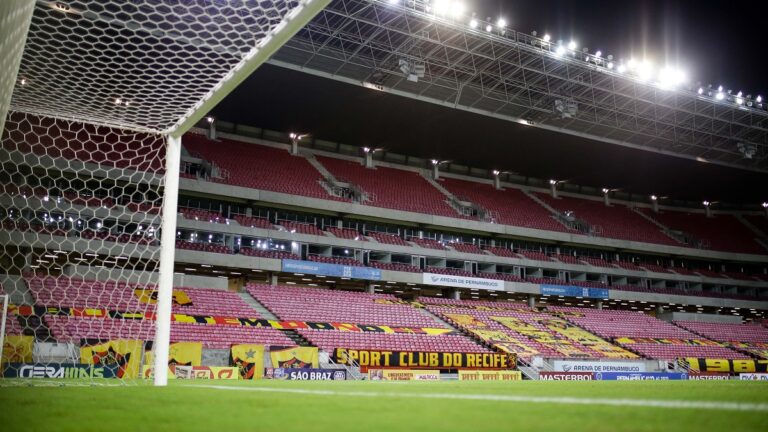 Sport joga na Arena de Pernambuco