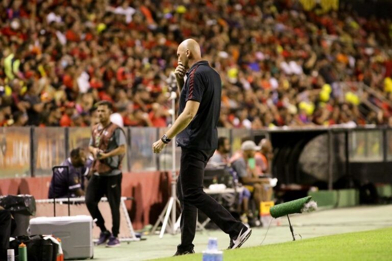 Além do Sport, vários clubes mudaram de técnico na Série B