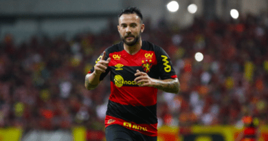 Giovanni foi destaque do Sport, no empate contra o Grêmio