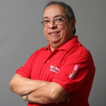 Morre Roberto Queiroz, narrador da Rádio Jornal