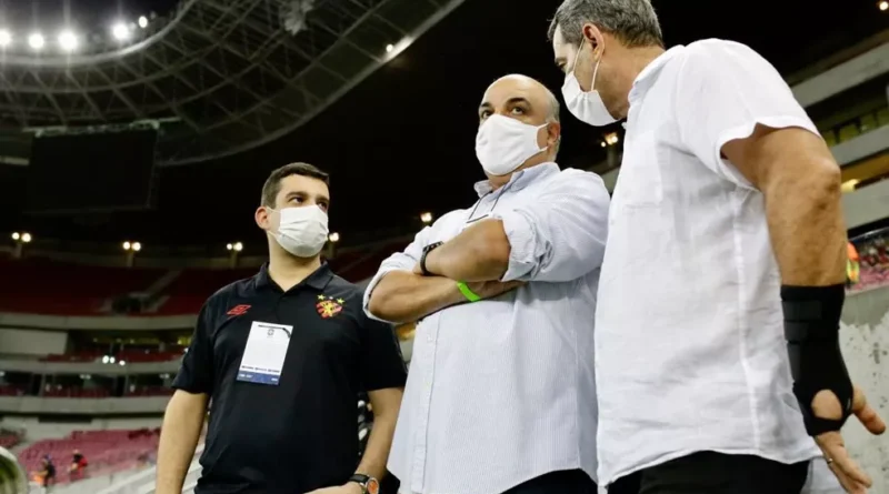 Presidente do Sport promete reforços e demora irrita torcida
