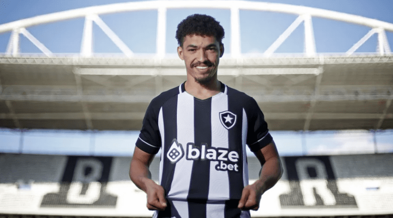 Adryelson, ex-Sport, anunciado pelo Botafogo
