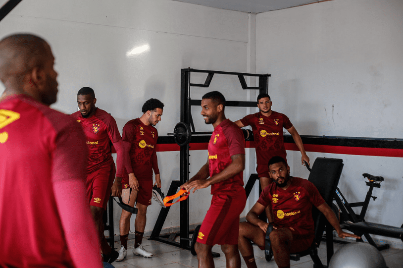 Fabinho desfalca o Sport