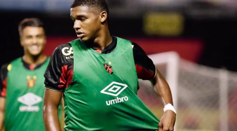 Volante do Sport acerta com o Flamengo