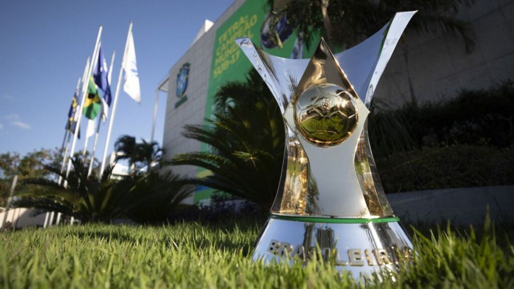 Sport de olho! Liga forte de futebol.