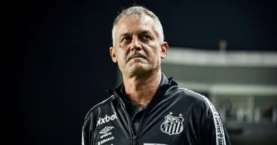 Sport de olho! Lisca foi vaiado em derrota do Santos para o Goiás