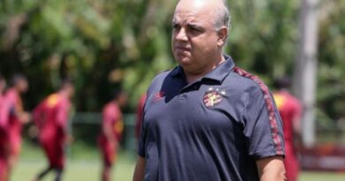 Yuri Romão despista sobre renovação de Everton Felipe com o Sport
