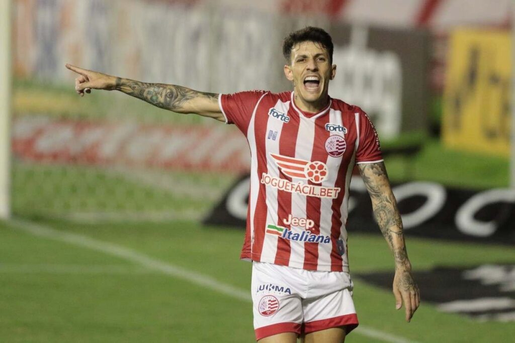 Sport de olho em Jean Carlos