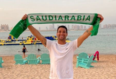 Sport: Tiago Neves torce Arábia Saudita