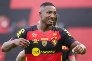 Sport: Gabriel Santos comenta início no Sport e parceria com Vagner Love no ataque: 'Espero fazer tabelinha com ele'