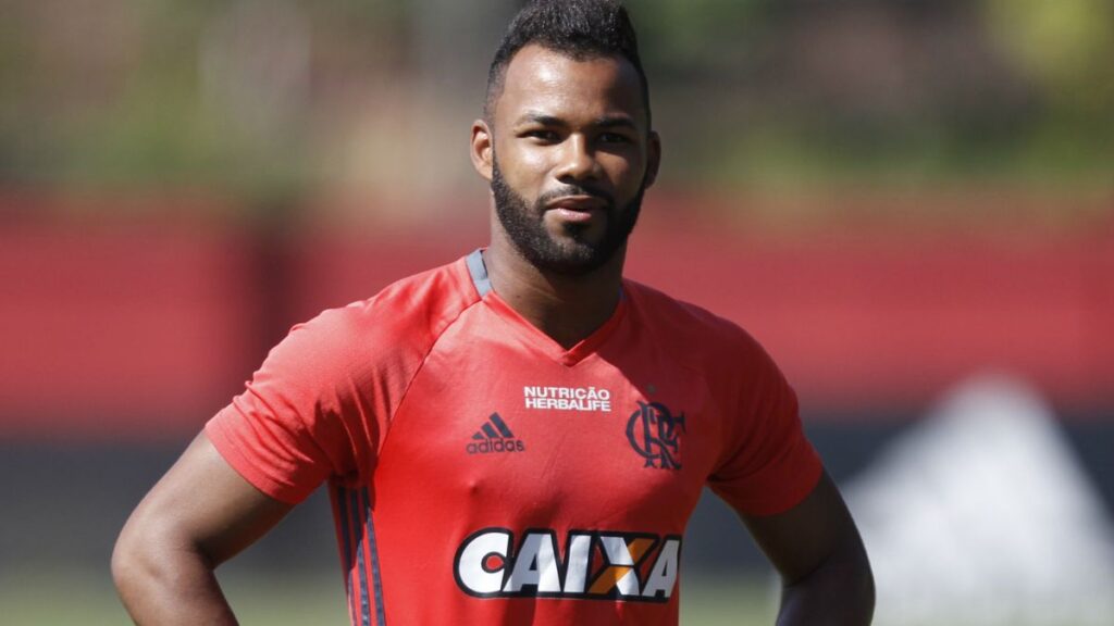 Sport de olho no mercado