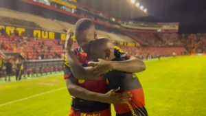 Vagner Love e Gabriel Santos - Sport