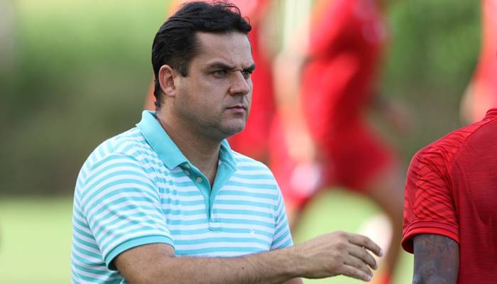 Sport de olho no Náutico