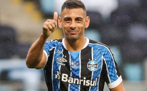 Sport de olho em Diego Souza