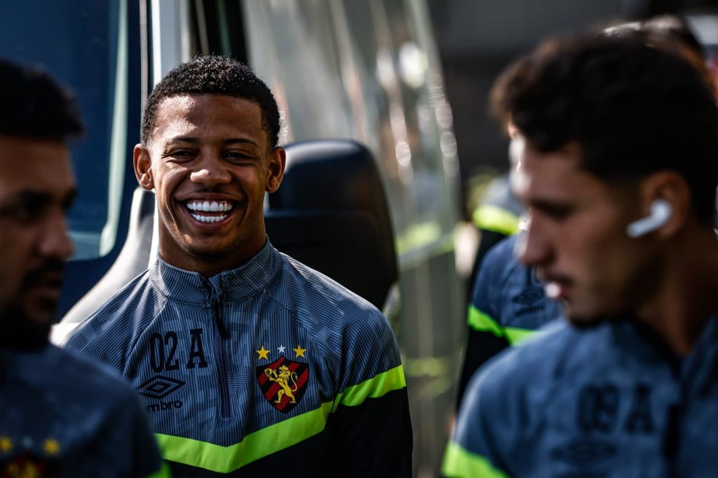 Paulinho, Sport