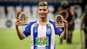 Sport de olho em Negueba