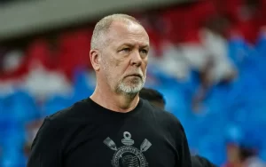 Sport de olho no Corinthians