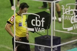 Sport de olho no VAR