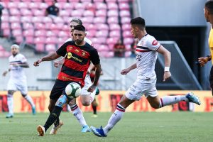 Alan Ruiz, Sport