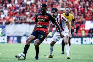 Gustavo Coutinho, Sport, Náutico