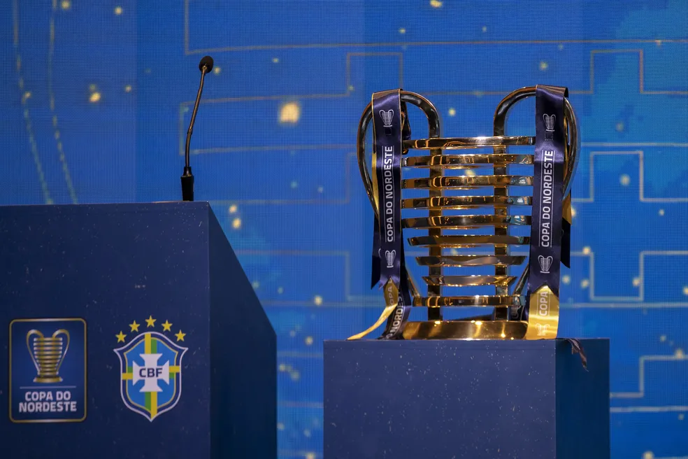 Taça da Competição - Reprodução: Thais Magalhães/CBF