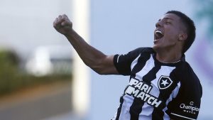 ESTÁ NA ÁREA! Mais um reforço milionário prestes a ser oficializado - Foto: Vitor Silva/Botafogo