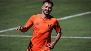 Chegou e já "BIDOU!" Hyoran está apto a estrear pelo Sport; veja - Foto: Paulo Paiva/SCR