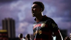 Cria do Leão conta sobre emoção de marcar na Ilha - Foto: Divulgação/SCR