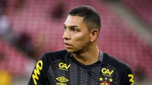 Goleiro revelado pelo Sport pode render bolada com possível transferência - Foto: Anderson Stevens/SCR