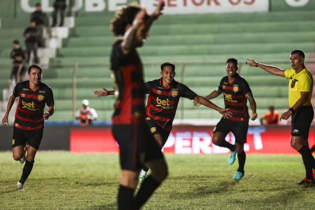 Sport encerra preparação para o clássico dos clássicos; confira a provável escalação - Foto: Paulo Paiva