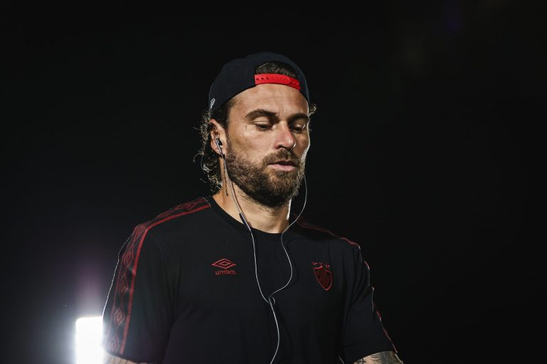 Sport: Lucas Lima tem excelente começo de temporada! Veja os números - Foto: Paulo Paiva/SCR