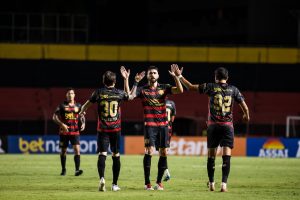 SPORT ESCALADO! Confira a escalação do Leão para o confronto contra o Petrolina (Foto: Paulo Paiva)