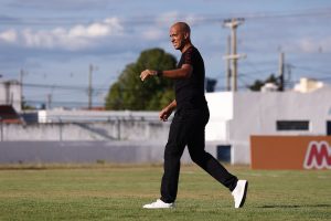 "Deslocamentos longos": Pepa detalha planejamento do Sport para minimizar desgaste - Foto: Paulo Paiva/SCR