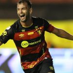 Sport: Novas informações sobre o zagueiro Rafael Thyere que passou por cirurgia - Foto: Aldo Carneiro/Pernambuco Press