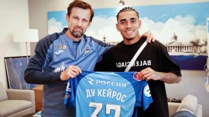 Volante chega ao Recife para assinar com o Sport nesta segunda-feira de madrugada Foto: Redes sociais