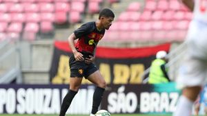 SAUDADES? 2 jogadores que passaram pelo Sport estão brilhando no próximo rival do Pernambucano; veja - Foto: Marlon Costa/Pernambuco Press