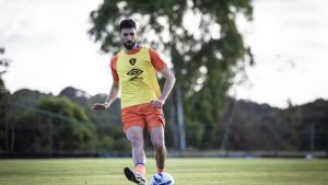 ATENDEU A TORCIDA! Sport deve ter mudança importante na zaga para o jogo de amanha! - Foto: Paulo Paiva/Sport