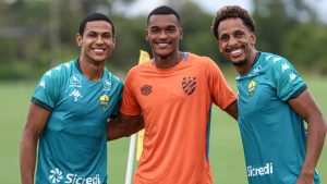 Sport treina no CT do Cuiabá e Lateral reencontra velhos amigos; veja - Foto: Redes sociais/X